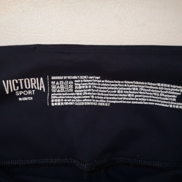 Knockout by Victoria's Secret Ladies Size Medium Navy Capri Workout Leggings - Picture 1 of 6